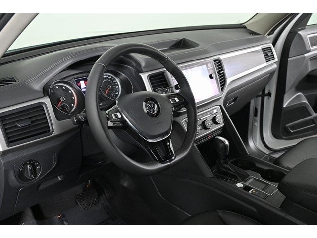 2020 Volkswagen Atlas 3.6L V6 SE w/Technology